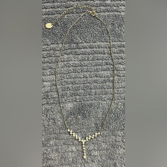 🎁Elegant Girls Necklace from Claire’s🎁 - Picture 1 of 6